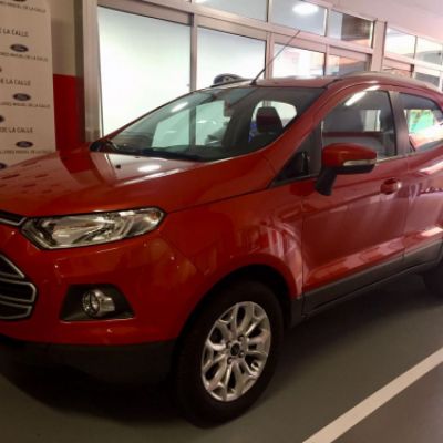 Vehículo SUV listo para venta